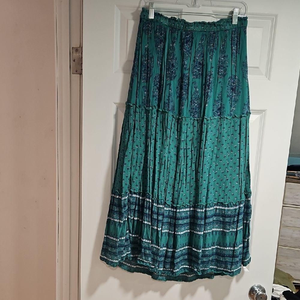 Old Navy GreenTiered Maxi Skirt
